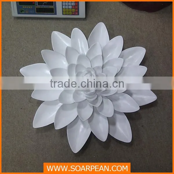 artificial plastic flower & wreath