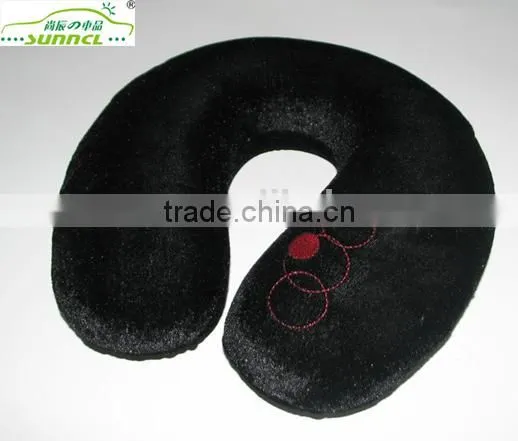 Embroidery Comfortable U Neck Pillow with Soft Velvet Cover