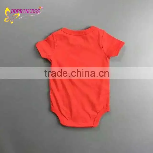 Newborn Baby Short-Sleeved Bodysuit With A Adorable Print