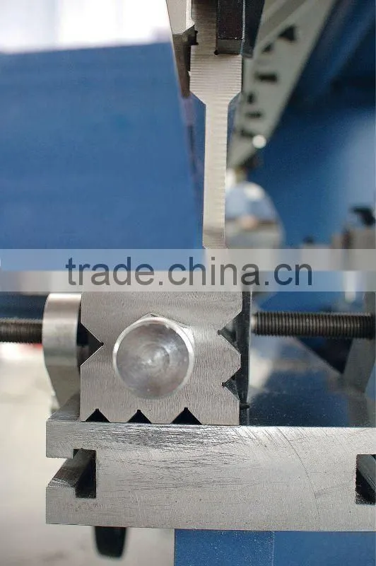 CNC hydraulic press brake(MD320)