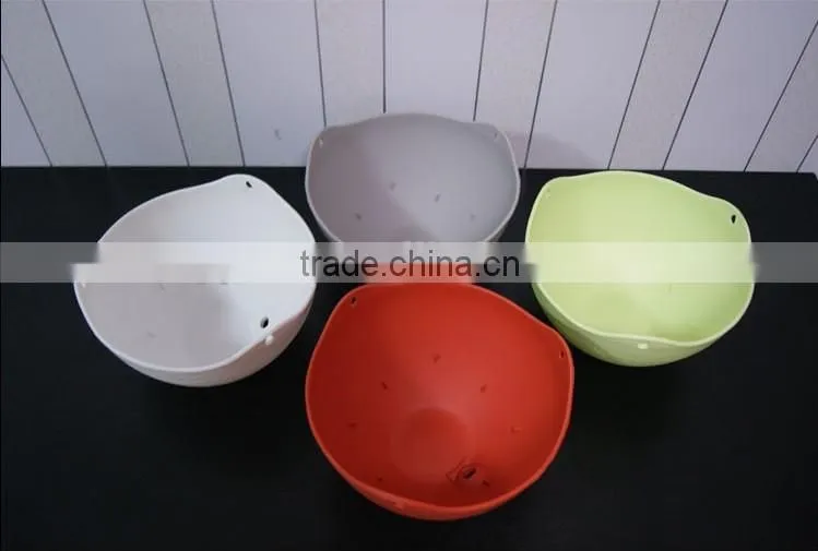 Plastic hanging flower planters