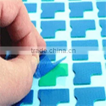 Fiberglass reinforced thermal gap filled pad