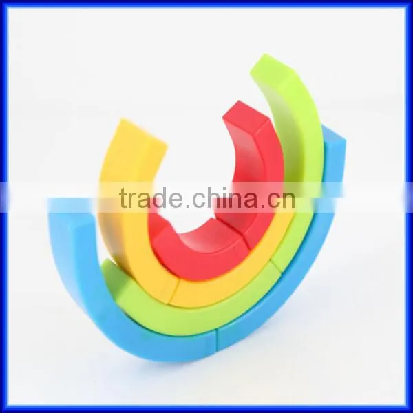 Plastic 4 in 1 colourful non-toxic rainbow highlighter, Custom magic school student rainbow highlighter