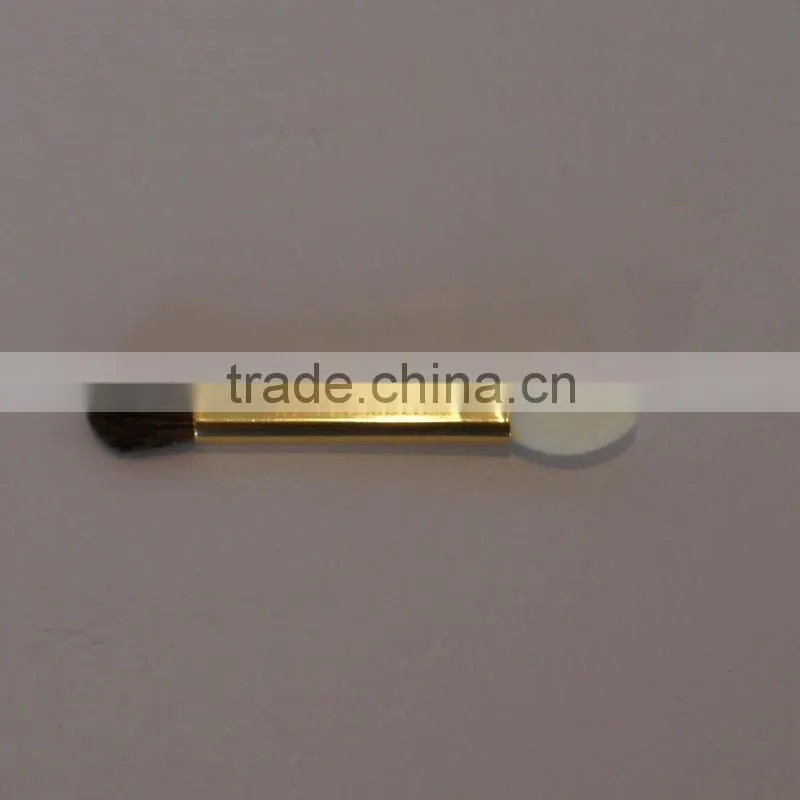Eyeshadow Applicator used in compact,compact eyeshadow applicator