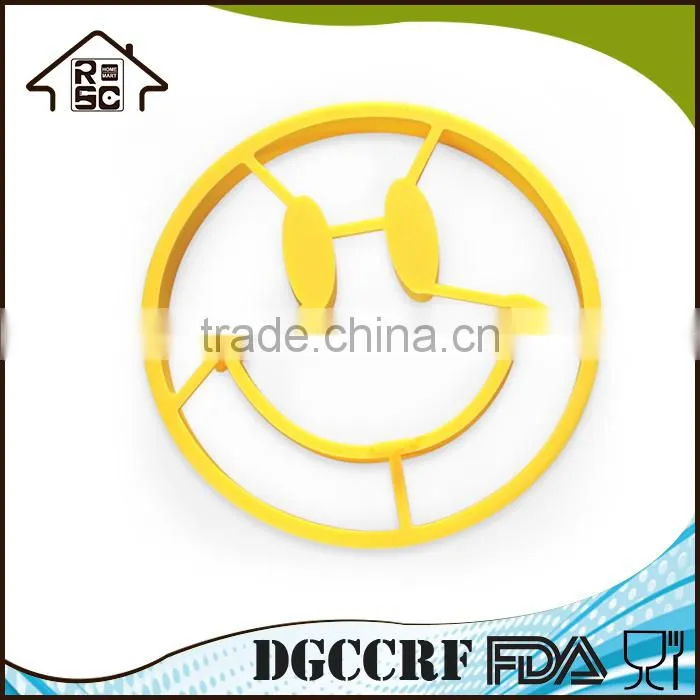 FDA Approved Silicone Egg Pancake Ring,Smile Shape Silicone Fried Egg Mold