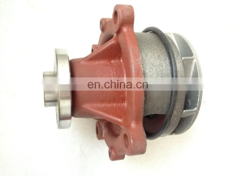 D eutz engine parts BFM1013 water pump 04259548 0293 7441 0425 9548 02937441 Coolant Pump