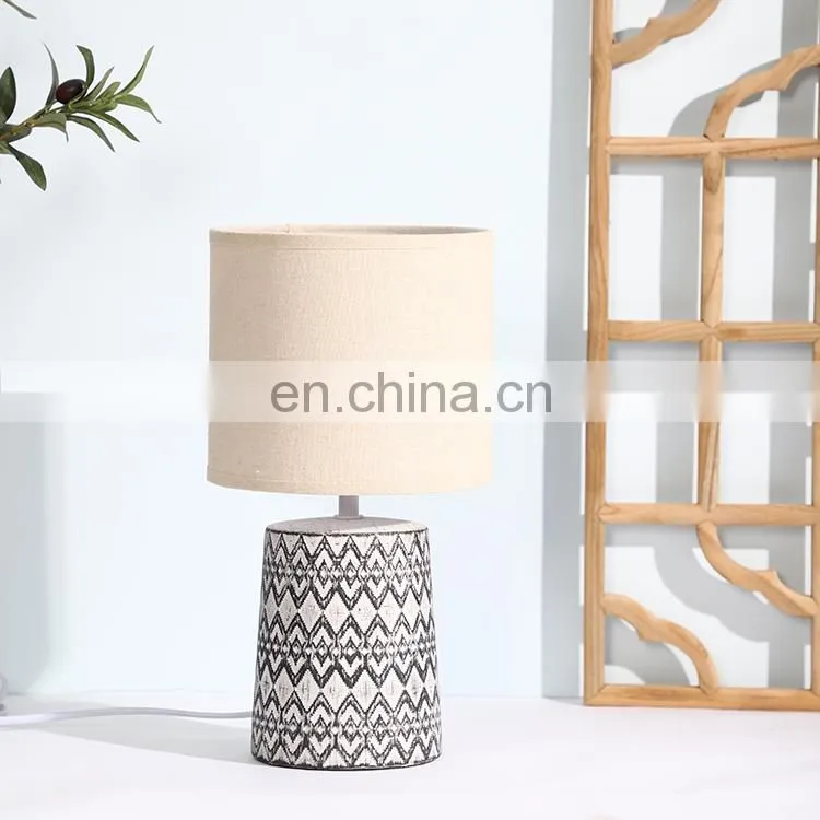 Unique pattern design vintage ceramic night light cheap bedroom porcelain lamp for hotel decor