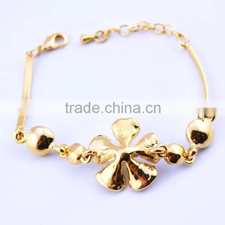Lady's Cubic Zirconia Crystal Five Petals Flower Charm Bangle Bracelet