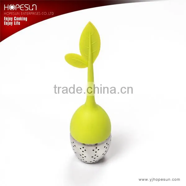Leaf-shaped yellow silicone tea infuser