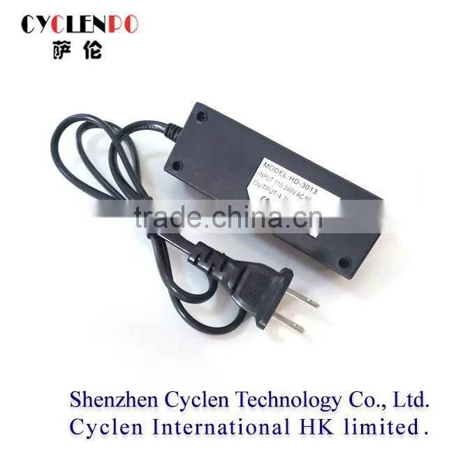 100-240V US Plug 18650/16340/14500/17500/18500/10440 li-ion battery charger