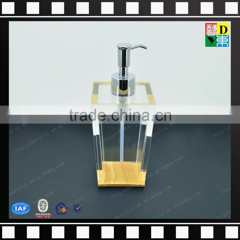 Wholesale acrylic square bathroom accessories custom design PMMA bathroom accessory sets from shenzhen yidong