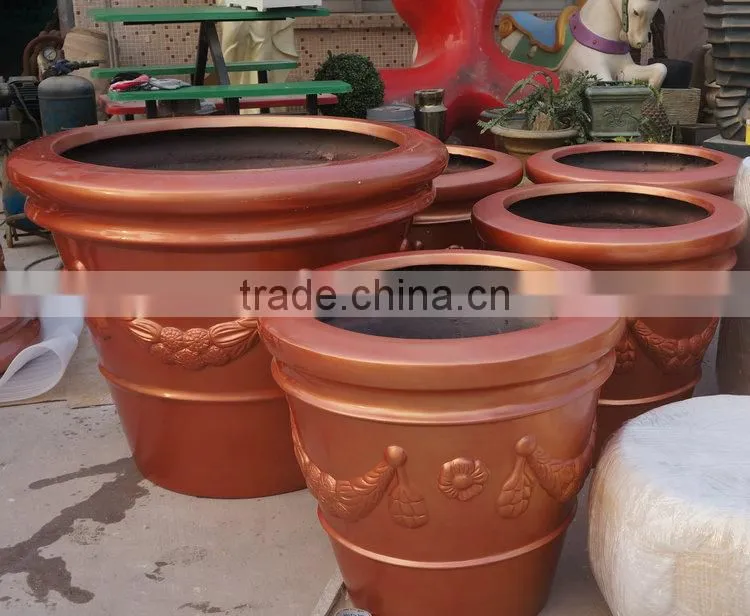 Large round pot vase