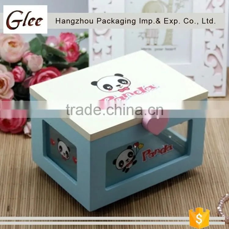 Marvelous elegant lovely wooden jewellery box