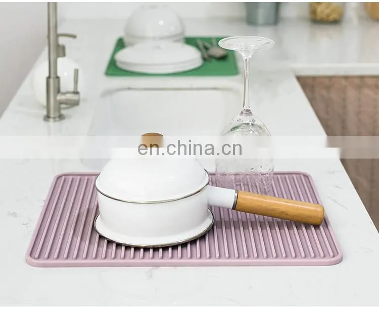 Yiwu factory new design heat resistant soft rubber pot holder dish drying mat cooking pad