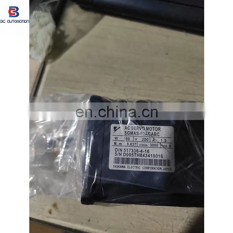 Factory Direct Slaes Yaskawa AC servo motor price 100W SGMAS-02ACABC Motion controller