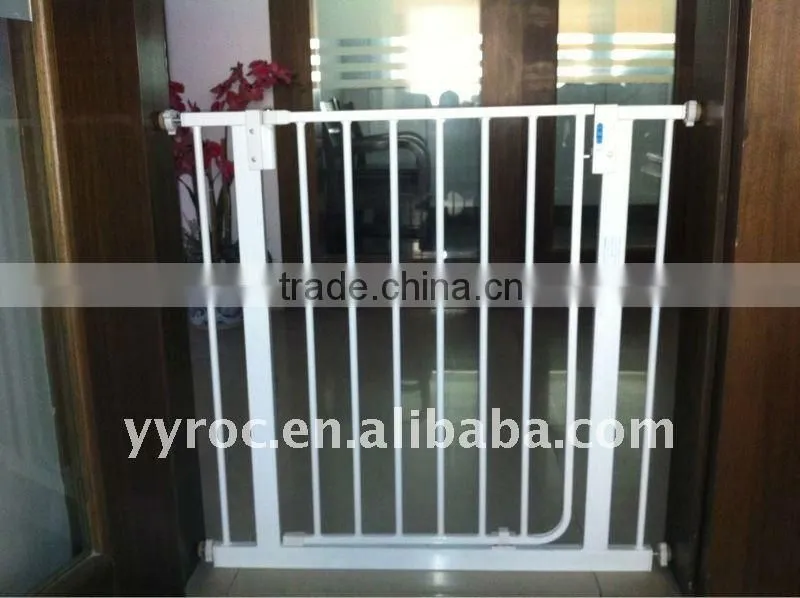 Metal safey gate for baby or pet
