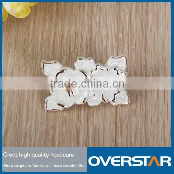 China New Design Ivory Decorative Flower Shape Furniture Hardware Cabinet Knobs