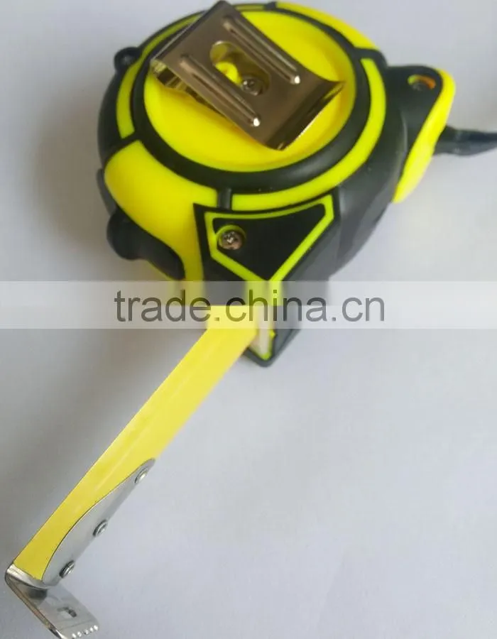 new design co-molded case retractable thick blade tape measure