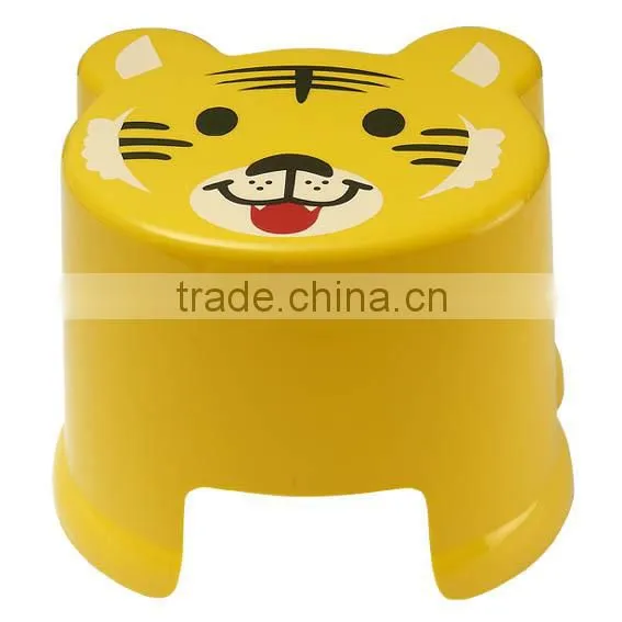 Skid-proof cute animal design cartoon stackable PP plastic stool for kids