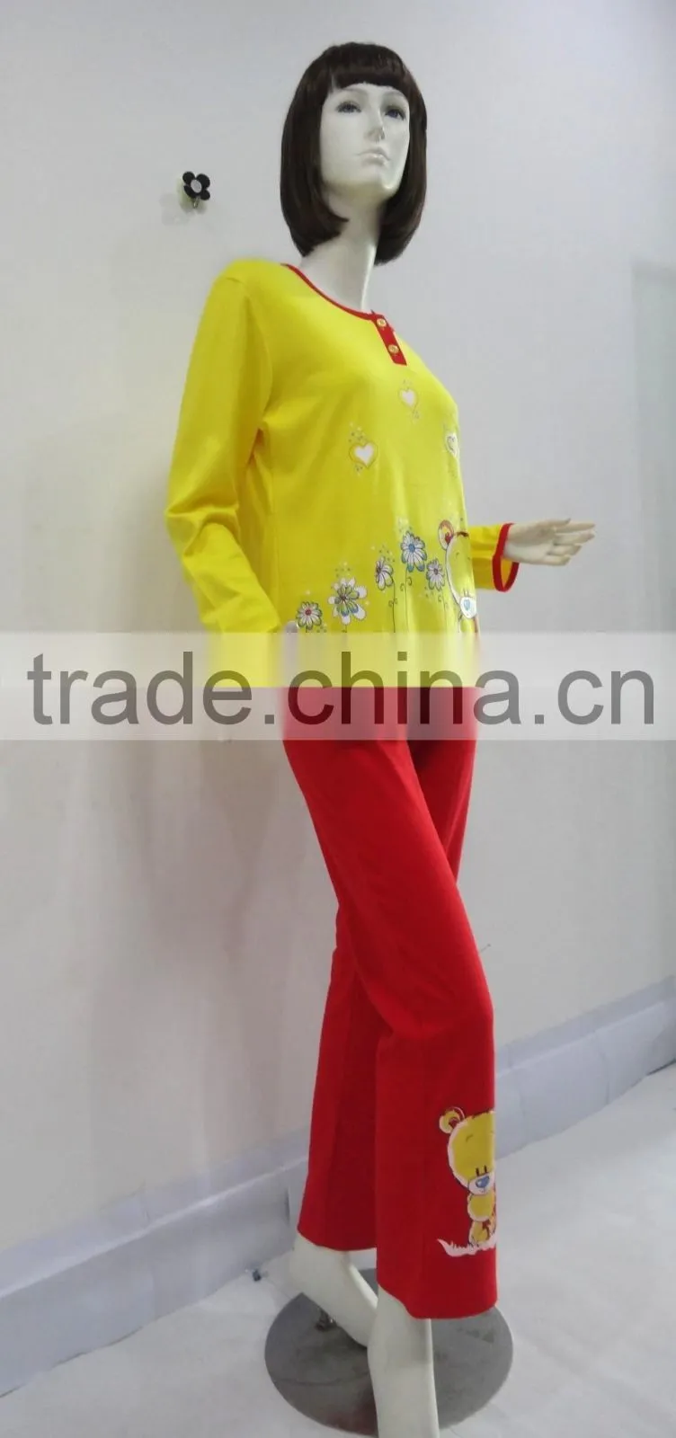 Atmospheric cartoon cute bear round collar pajamas women