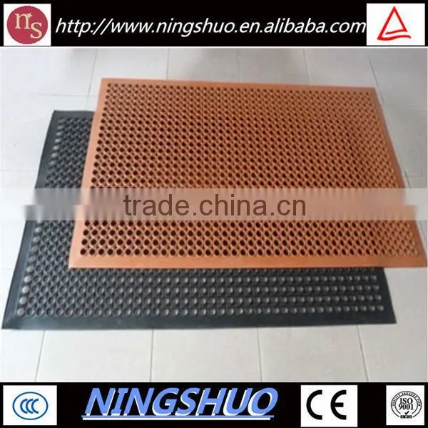 China industry of non slip non toxic rubber drainage bathroom mat