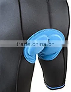 pad works inside a pair of bike shorts 1032
