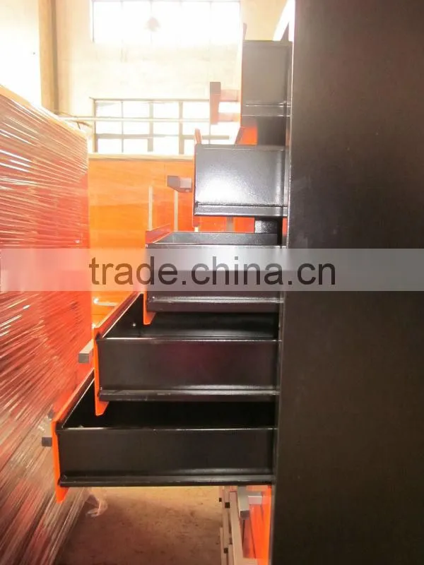 Single rail with chest and drawers tool cabinet