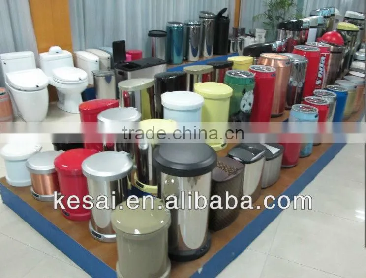 Foot induction automatic open the trash can,dustbin