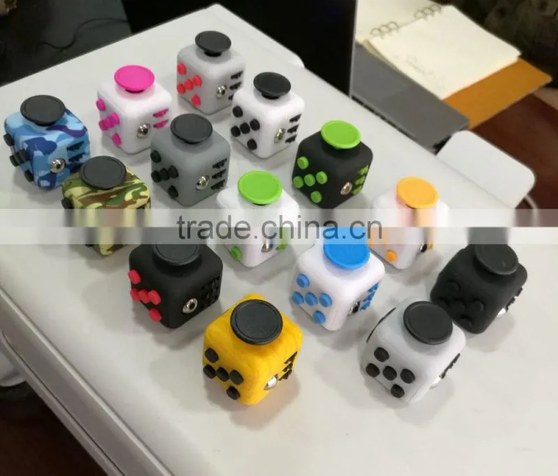 2017 Rgknse newest Fidget Cube Mini Desk Toy Magic Cube free shipping relieves stress cube