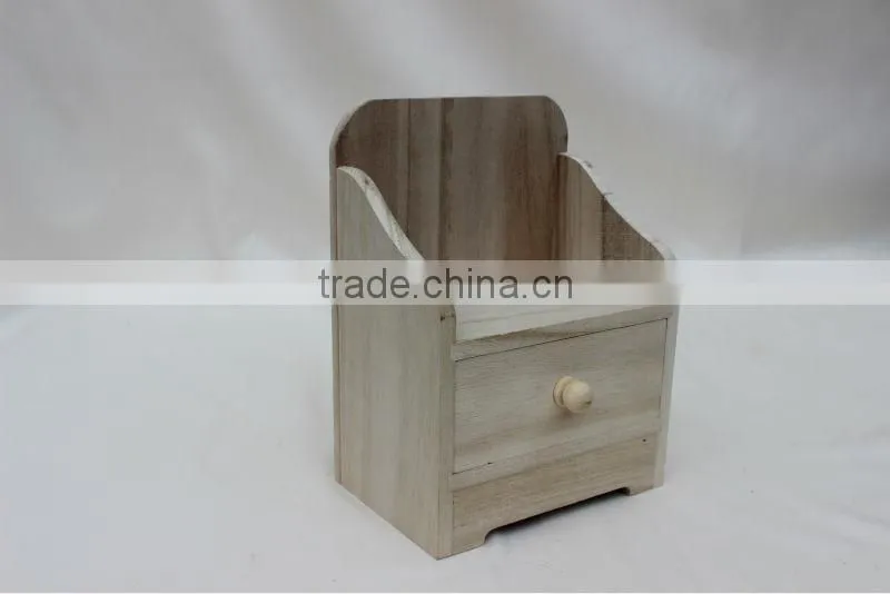 simple wood ring box in wood