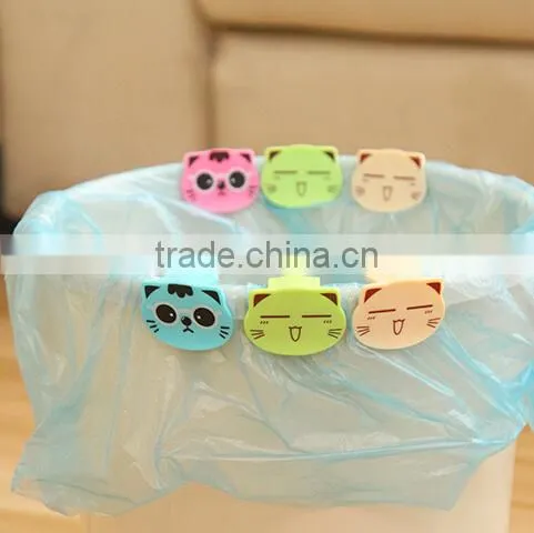2015 Diy novel mini outdoor trash can clips plastic mini animal garbage can bag clip holder