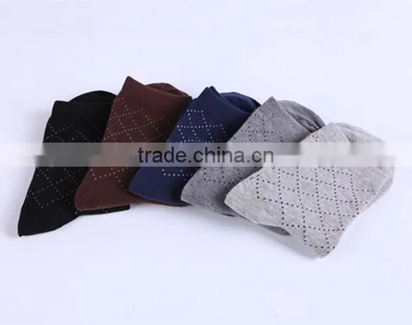 20 pcs/lot hot sale 5 plaids for choice random 5 pattern and many colors seasons casual men socks