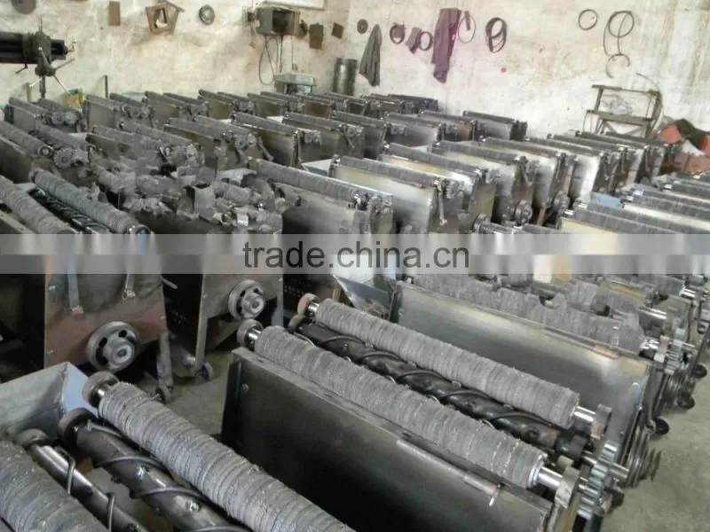 Maize peeling machine /corn sheller and thresher