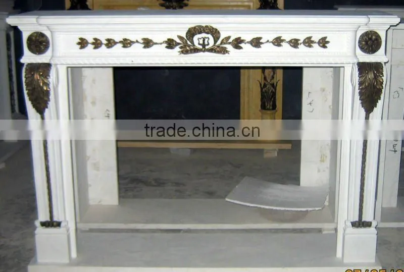 marble fireplace integrate with bronze