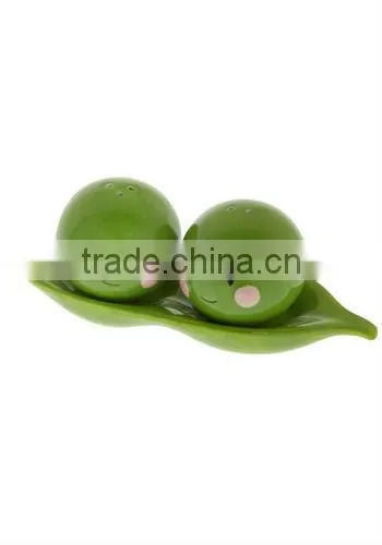 ceramic peas pass the salt and pepper shaker