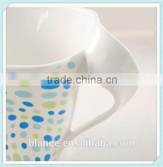 ceramic oblique mug with different horizontal rim coffee cup