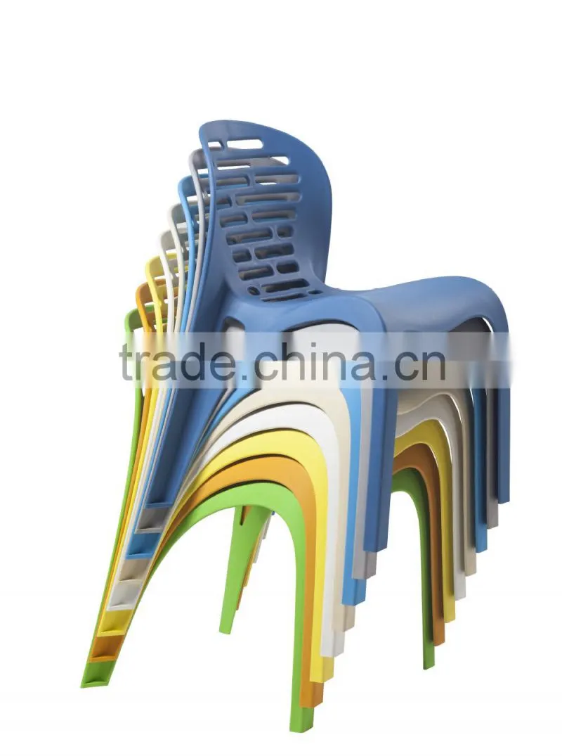 2014 high quality white stackable outdoor plastic chair price with plastic feet HC-N025