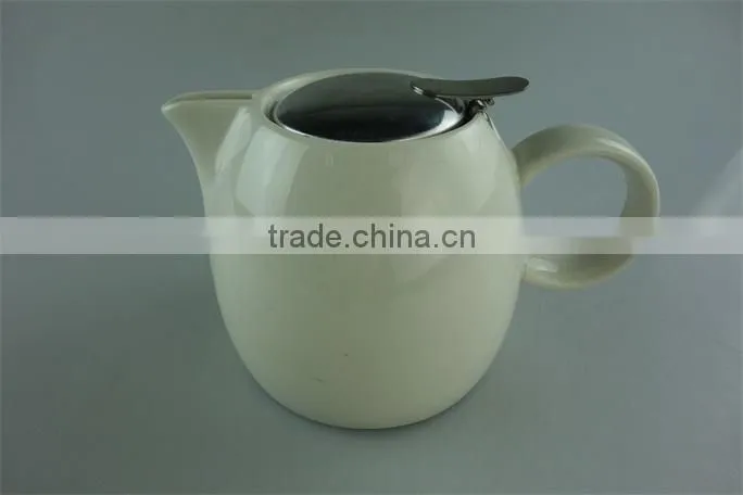 Hot sale stock cheap ceramic colorful round tea pot with stainless steel lid
