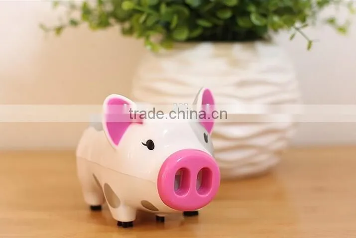 vacuum cleaner handy battery powered mini Fly pig cyclonic vacuum cleaner