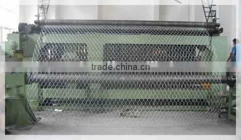 Hexagonal wire mesh machine/ wire mesh machine