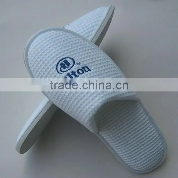 White plush velour two colors hotel embroidery slippers