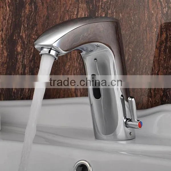 Deck Mounted Chrome Finish Brass Basin Faucet Automatic Sensor Faucet