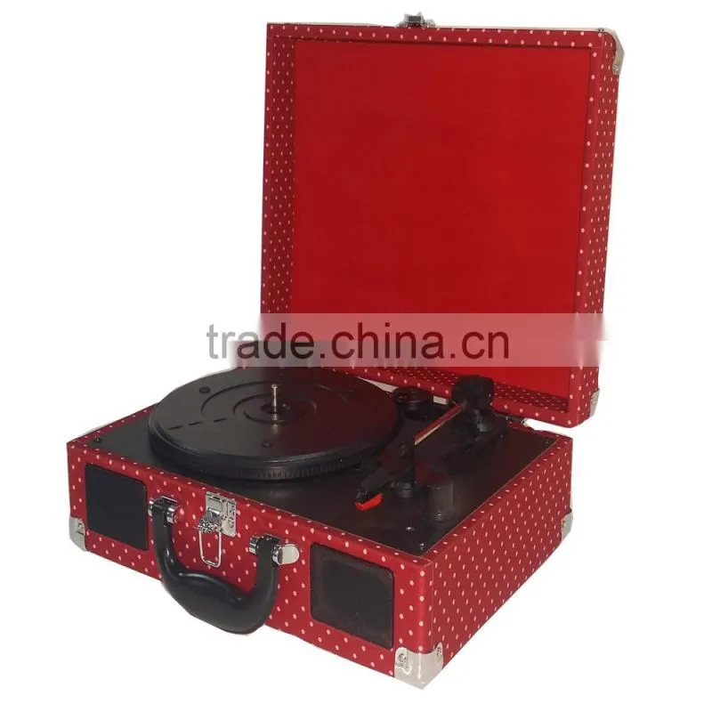 China Portable bluetooth recording turntable player suitcase style with MP3 convert