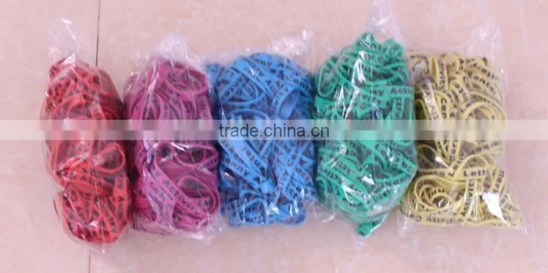 Wholesale red bracelet keychain/good quality silicone keychain with printing logo