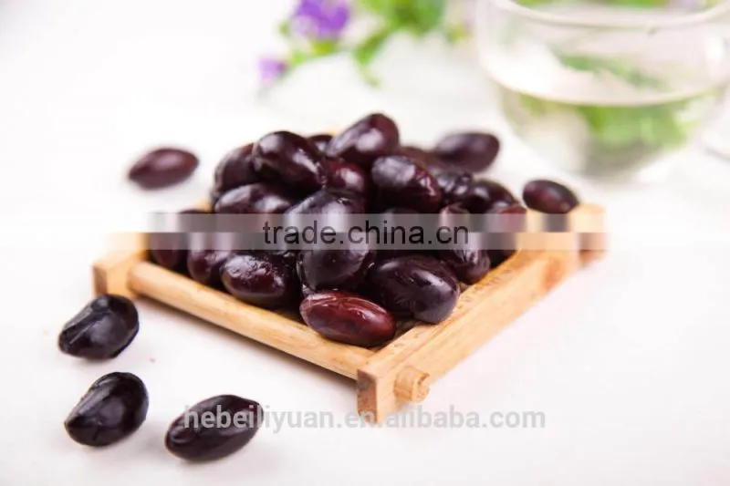 black soybeans with yellow kernel