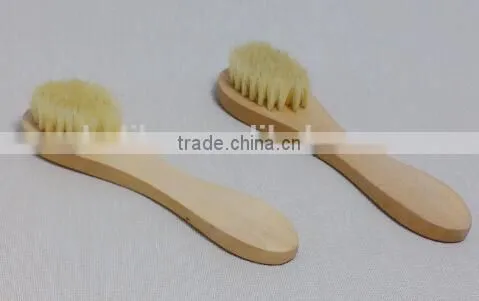 Hot selling natural brustle wooden face brush