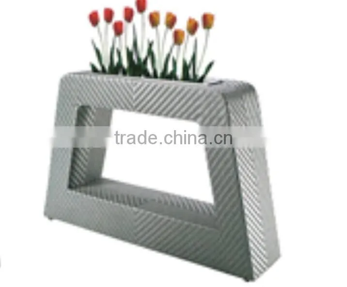 Rattan artifical white wicker flower basket