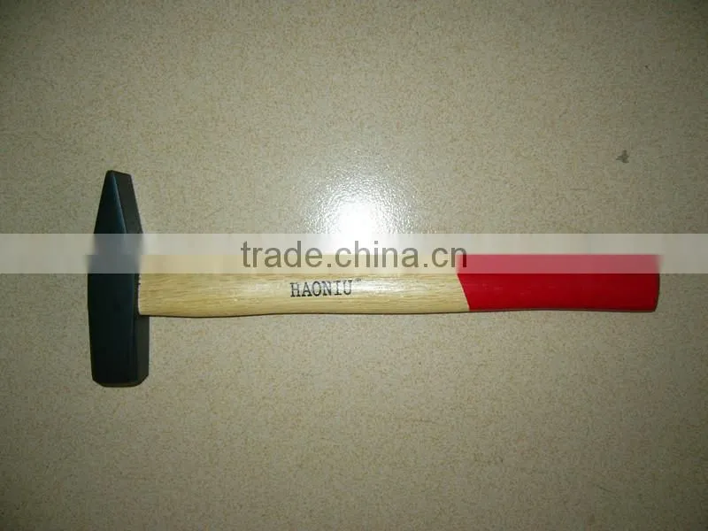 300g wooden handle point tail hammer