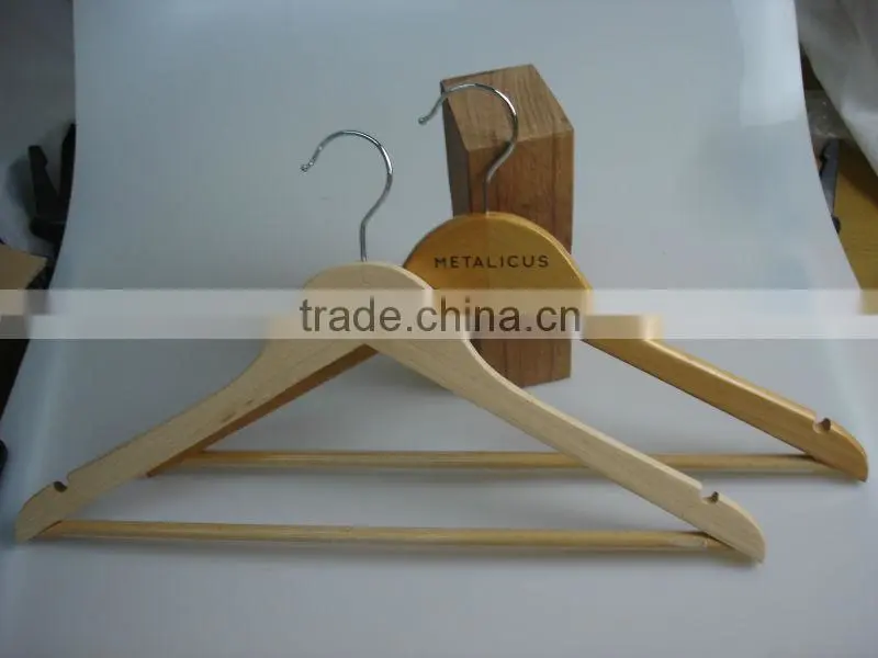 JR061 cheap flat wood hanger jacket coat hanger