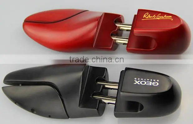 LX-011-012 luxury cedar shoe tree